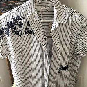 Embroidered shirt